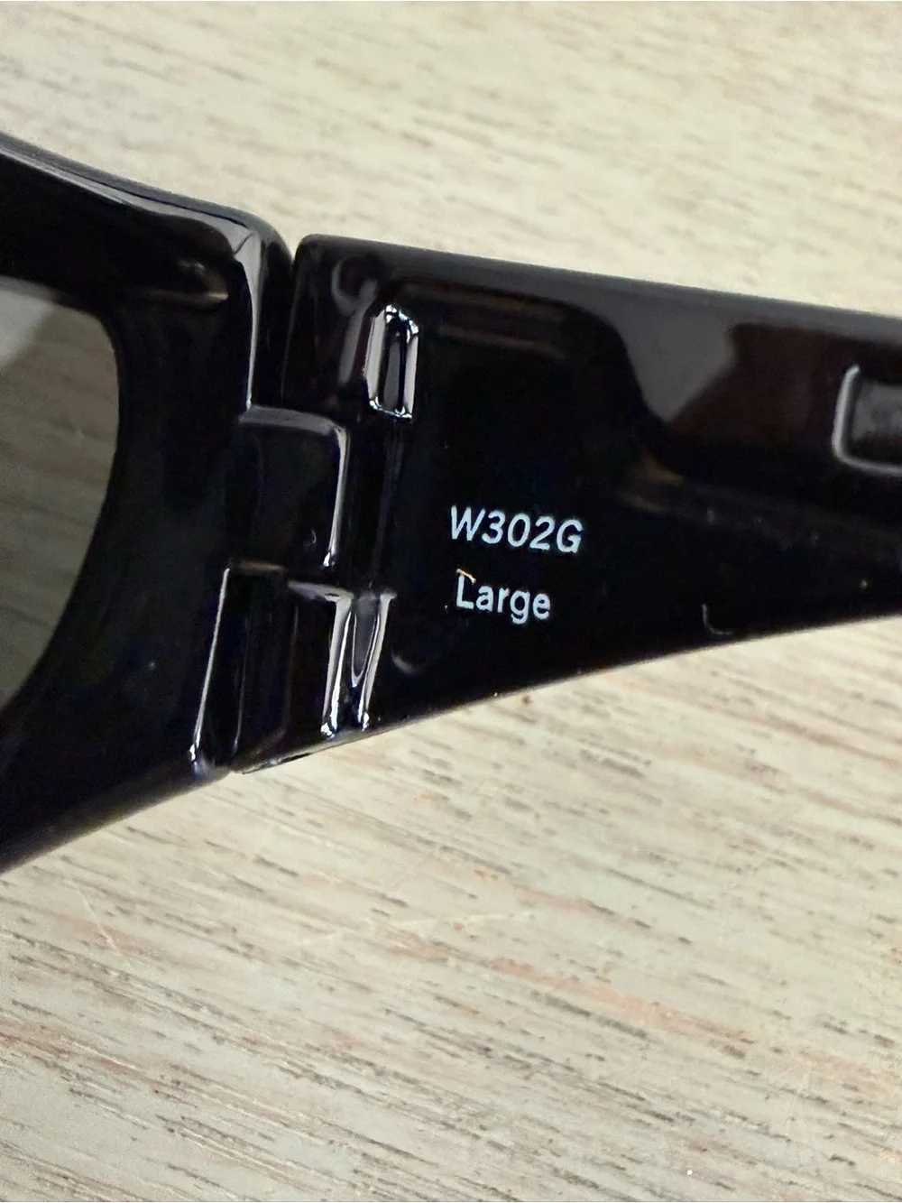 Vistana X Live Eyewear Polarized Fit-Over Wrap Sunglasses Large W302G Black Onyx